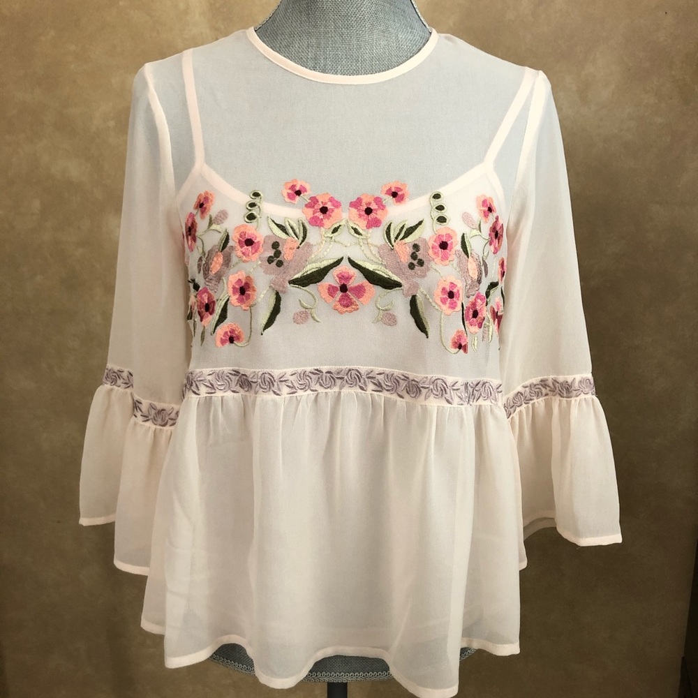 Miss Selfridge floral appliqué blouse- NWOT